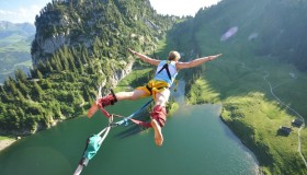 mk体育管理-王者归来，Ning第十五赛季天神下凡，北美主场见证传奇再燃